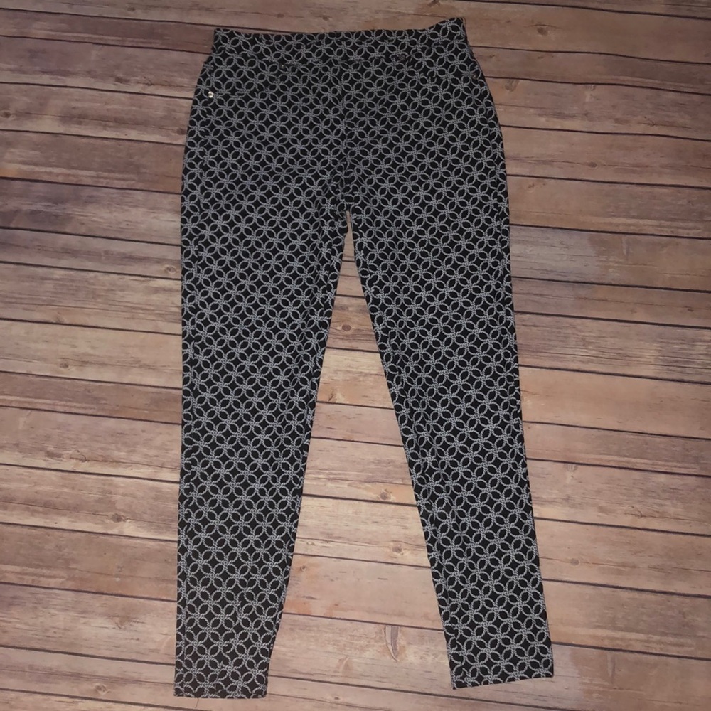 MK capris